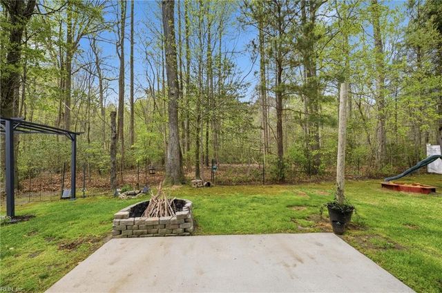 4206 Ravine Gap DR, Suffolk, VA 23434