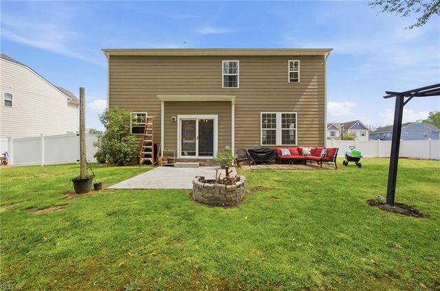 4206 Ravine Gap DR, Suffolk, VA 23434