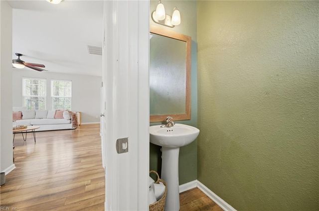 4206 Ravine Gap DR, Suffolk, VA 23434