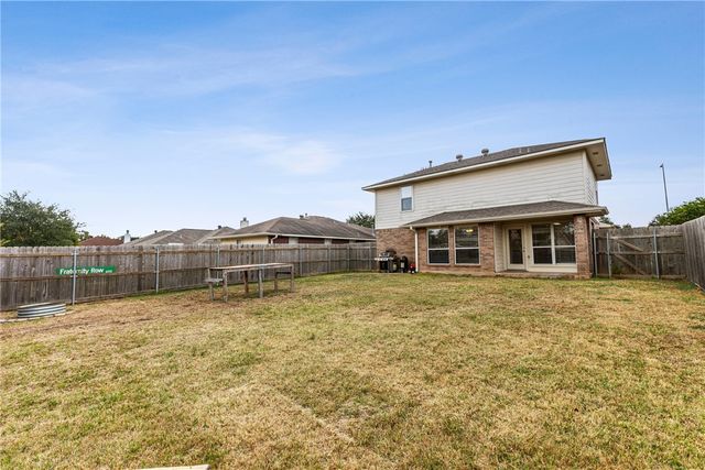 408 Pronghorn Loop, College Station, TX 77845