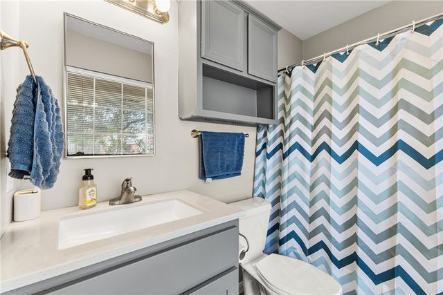 408 Pronghorn Loop, College Station, TX 77845