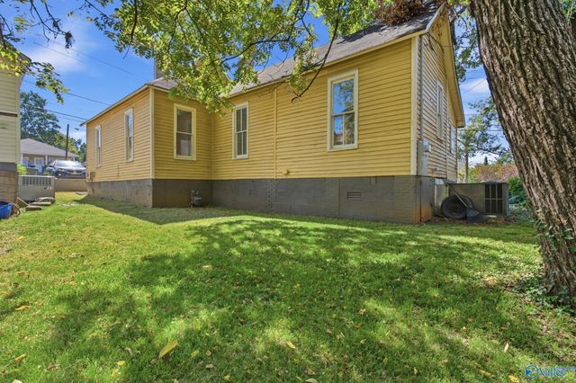 801 Wells Avenue SE, Huntsville, AL 35801