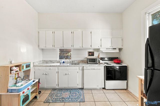 801 Wells Avenue SE, Huntsville, AL 35801