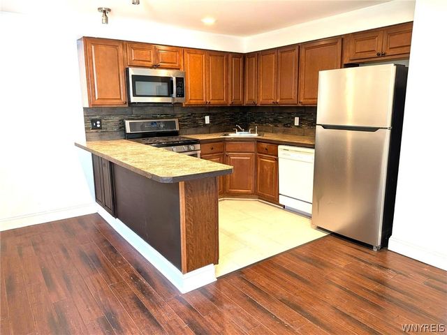 253 Glenhaven Drive, Amherst, NY 14228