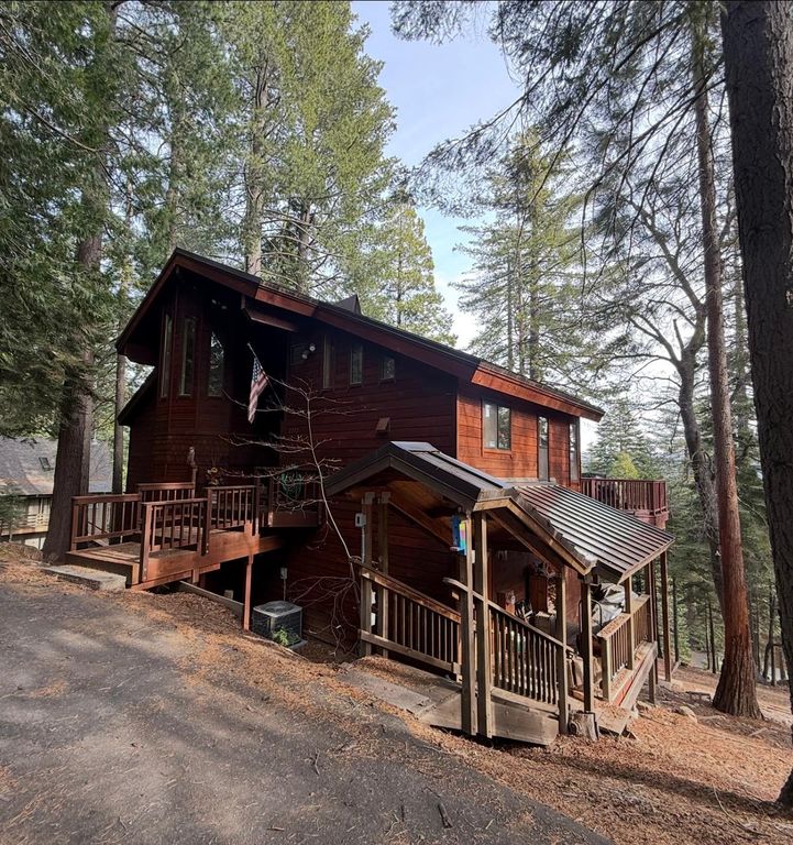 2272 Shastan Way, Arnold, CA 95223