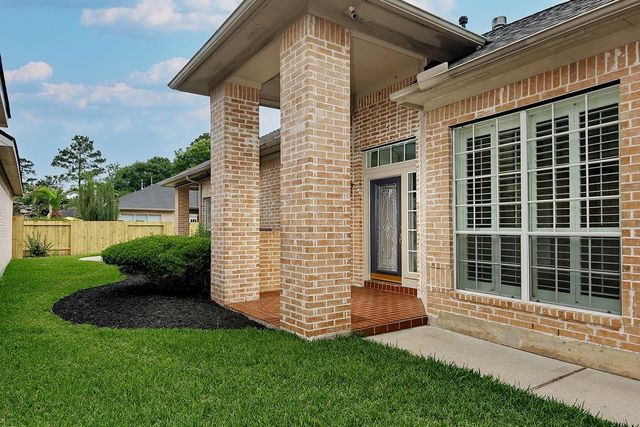 15 Rockledge, The Woodlands, TX 77382