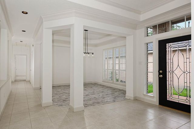 15 Rockledge, The Woodlands, TX 77382