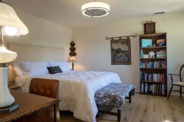 969 Viletta Drive, San Diego, CA 92027