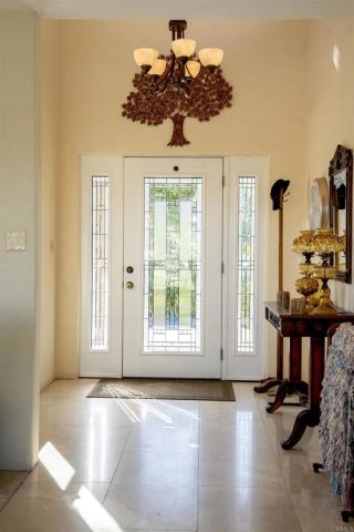 969 Viletta Drive, San Diego, CA 92027