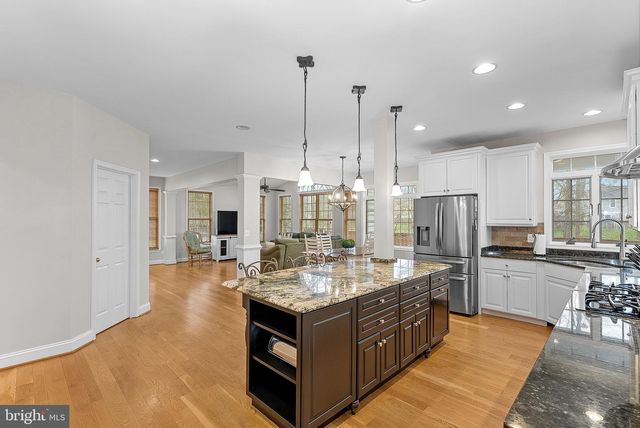 42750 HOLLOWIND CT, Broadlands, VA 20148