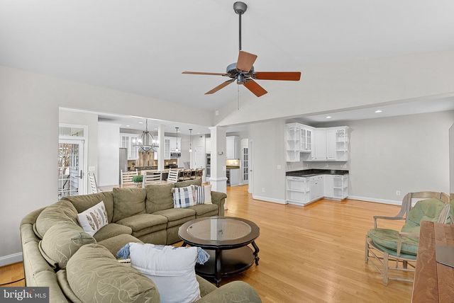 42750 HOLLOWIND CT, Broadlands, VA 20148