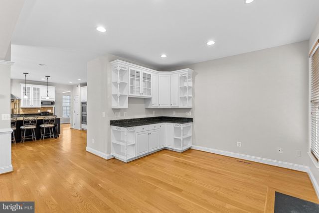 42750 HOLLOWIND CT, Broadlands, VA 20148