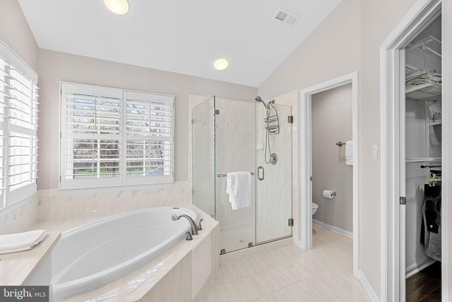 42750 HOLLOWIND CT, Broadlands, VA 20148