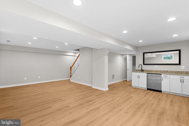 42750 HOLLOWIND CT, Broadlands, VA 20148