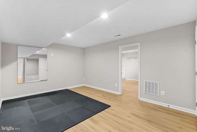 42750 HOLLOWIND CT, Broadlands, VA 20148