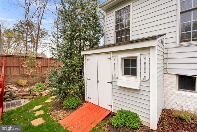 42750 HOLLOWIND CT, Broadlands, VA 20148