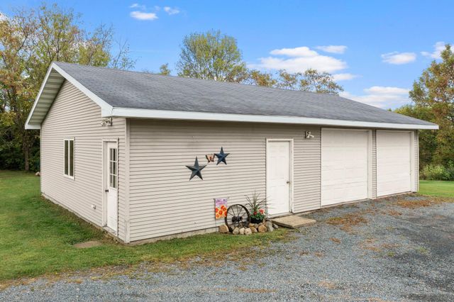 400 South Road, Centuria, WI 54824