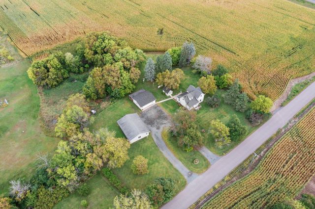 400 South Road, Centuria, WI 54824