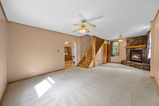 400 South Road, Centuria, WI 54824