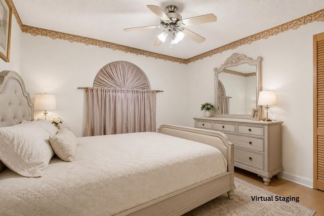 1059 Fairfax Circle W, Boynton Beach, FL 33436