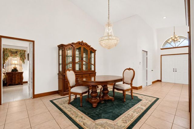 1059 Fairfax Circle W, Boynton Beach, FL 33436