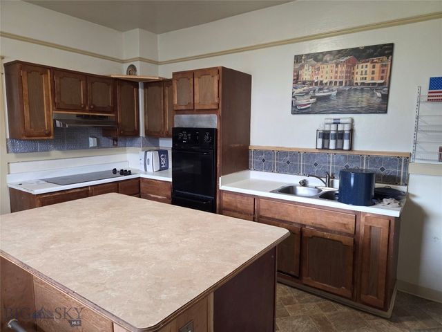 2421 Locust Street, Butte, MT 59701