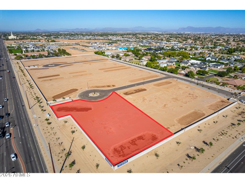 2437 E CLAXTON Court 13, Gilbert, AZ 85297 — exterior