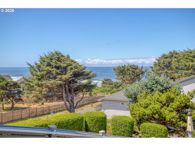 5020 Nw LEE Ave, Lincoln City, OR 97367