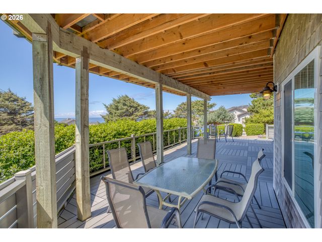 5020 Nw LEE Ave, Lincoln City, OR 97367