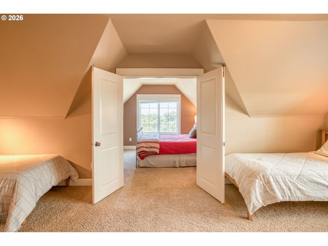 5020 Nw LEE Ave, Lincoln City, OR 97367