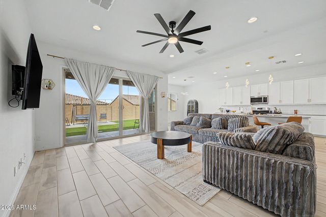 3836 W MCNEIL Street, Laveen, AZ 85339
