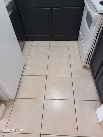 2674 N 43RD Avenue B, Phoenix, AZ 85009