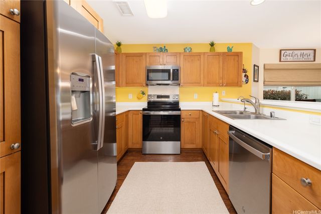 91-2137 Kaiwawalo Street, Ewa Beach, HI 96706
