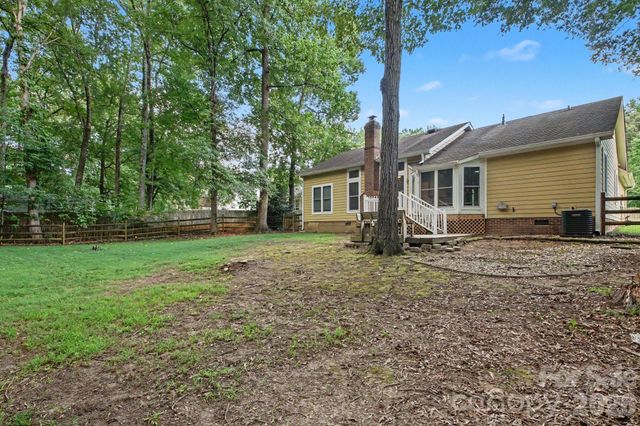 16130 Amber Field Drive, Huntersville, NC 28078