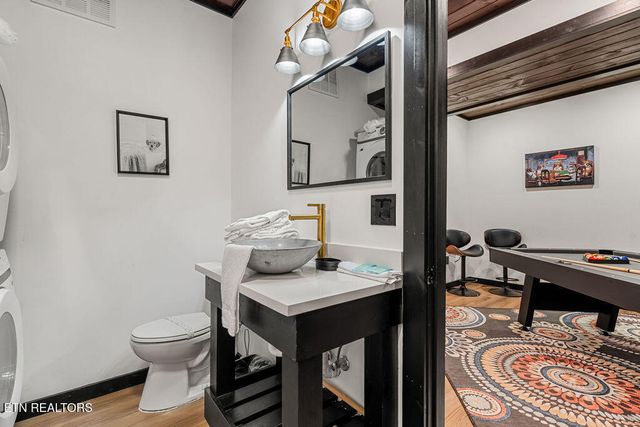 915 Stans Rd, Gatlinburg, TN 37738