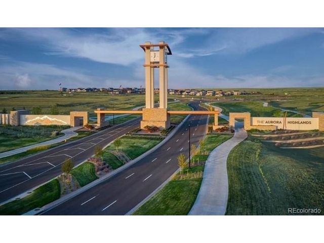 3231 N Elk Way, Aurora, CO 80019