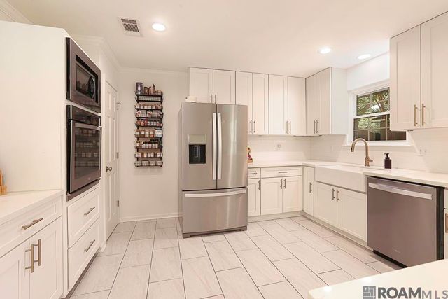 7816 Menlo Dr, Baton Rouge, LA 70808
