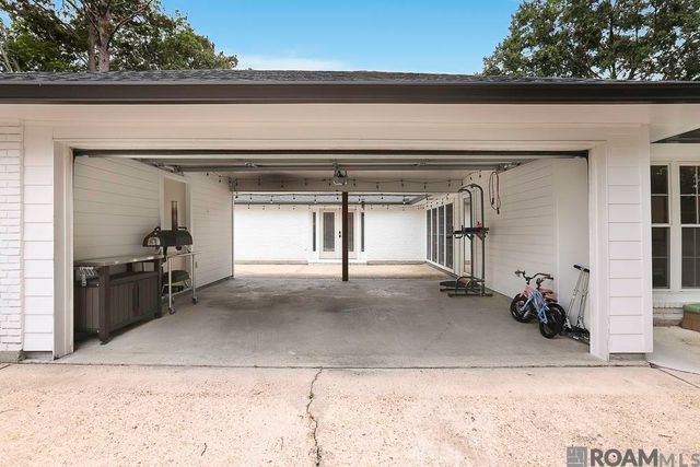 7816 Menlo Dr, Baton Rouge, LA 70808