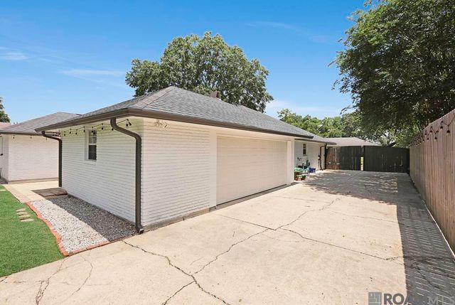 7816 Menlo Dr, Baton Rouge, LA 70808