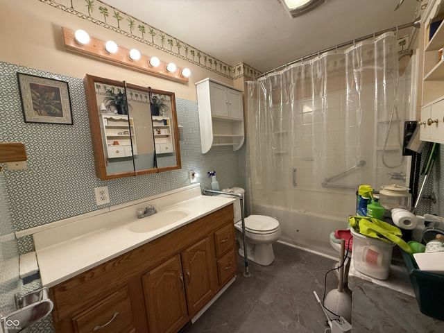 2619 Meridian Street, Anderson, IN 46016