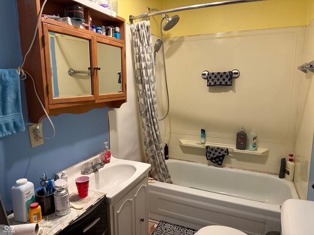 2619 Meridian Street, Anderson, IN 46016