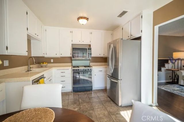 7386 Calle Real 17, Goleta, CA 93117