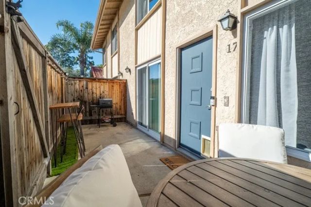 7386 Calle Real 17, Goleta, CA 93117