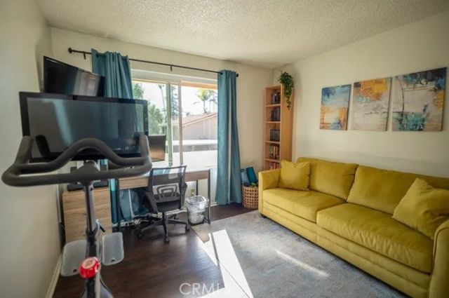7386 Calle Real 17, Goleta, CA 93117