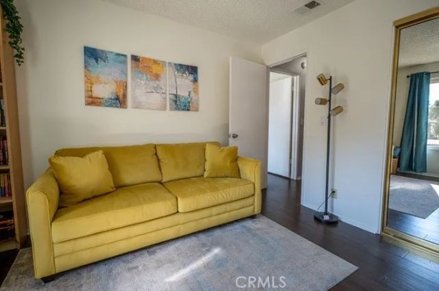 7386 Calle Real 17, Goleta, CA 93117