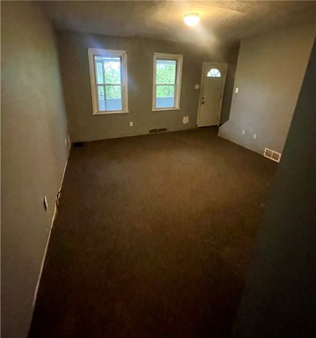 14 Sprain St, Fineview, PA 15212