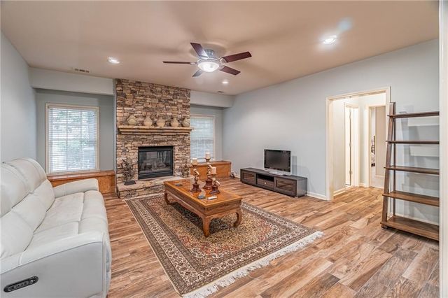10205 Worthington Manor, Suwanee, GA 30024