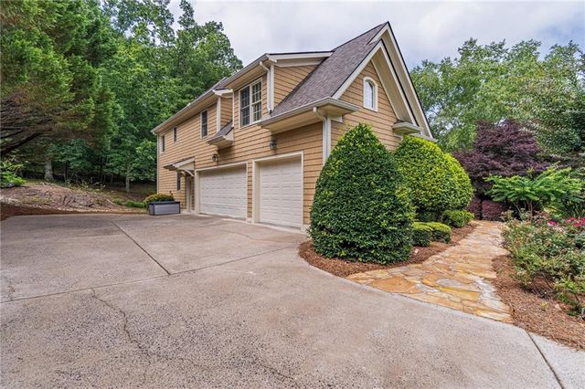 10205 Worthington Manor, Suwanee, GA 30024