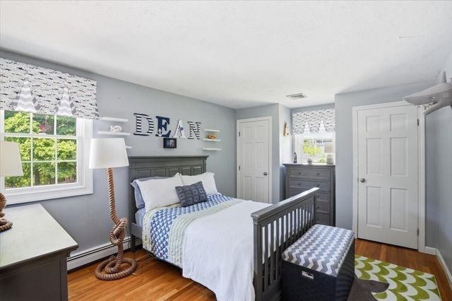 27 Tilden Cr, Weymouth, MA 02190