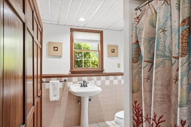 27 Tilden Cr, Weymouth, MA 02190